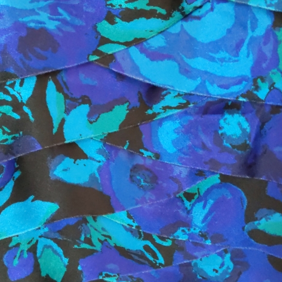 Black & Blue Flowered Dress (NWT) - Picture 3 of 6